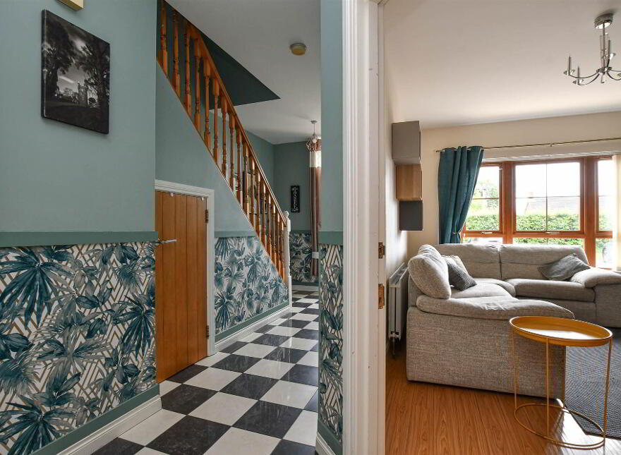 9 Forge Hill Close, Saintfield, BT24 7NJ