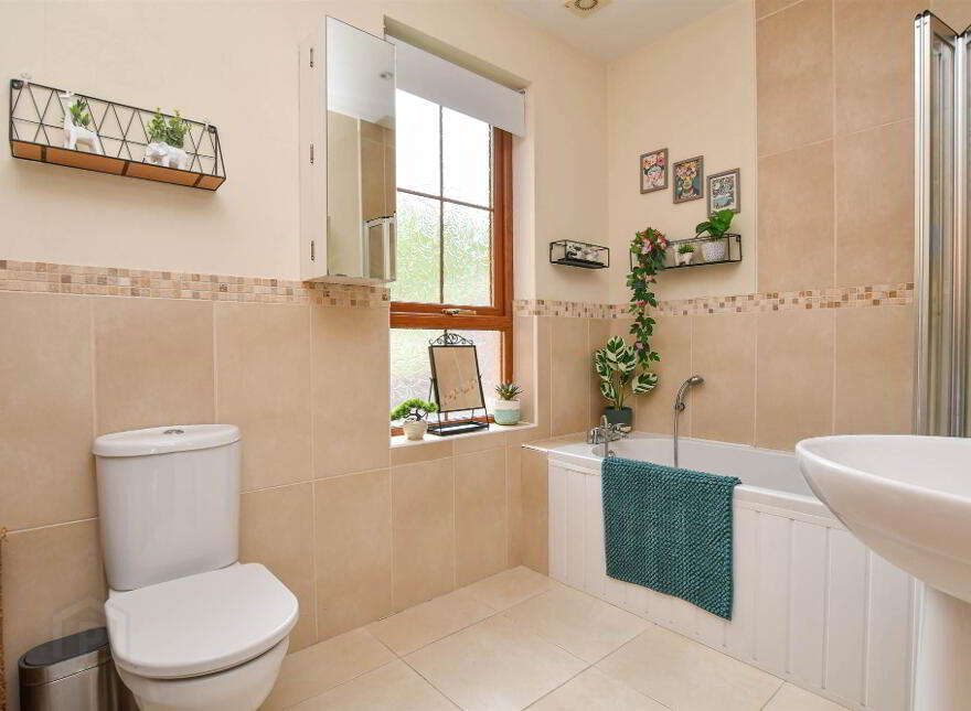 9 Forge Hill Close, Saintfield, BT24 7NJ