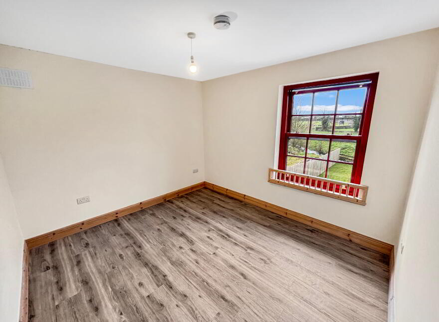 Mill Street, Borrisokane, E45YK64
