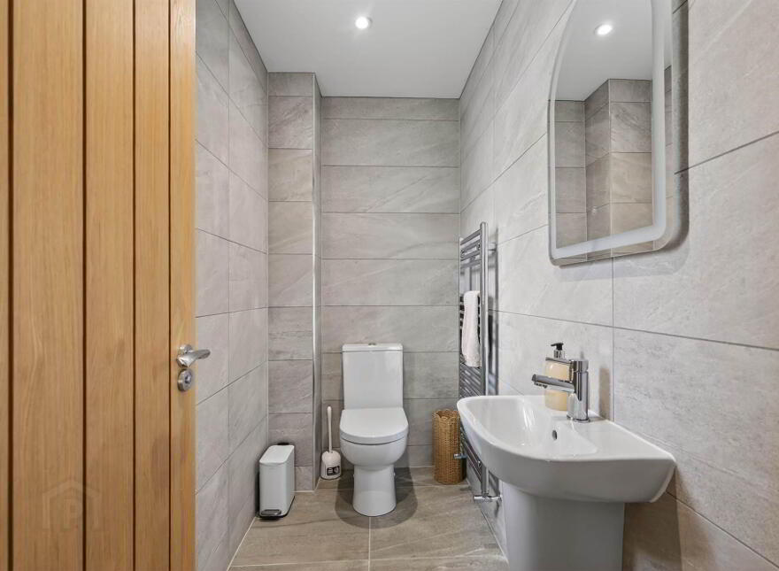 31 Baronsgrange Green, Carryduff, Belfast, BT8 8GJ