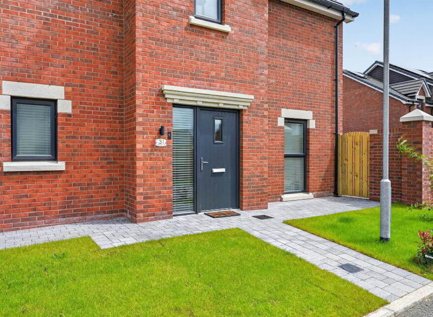 31 Baronsgrange Green, Carryduff, Belfast, BT8 8GJ