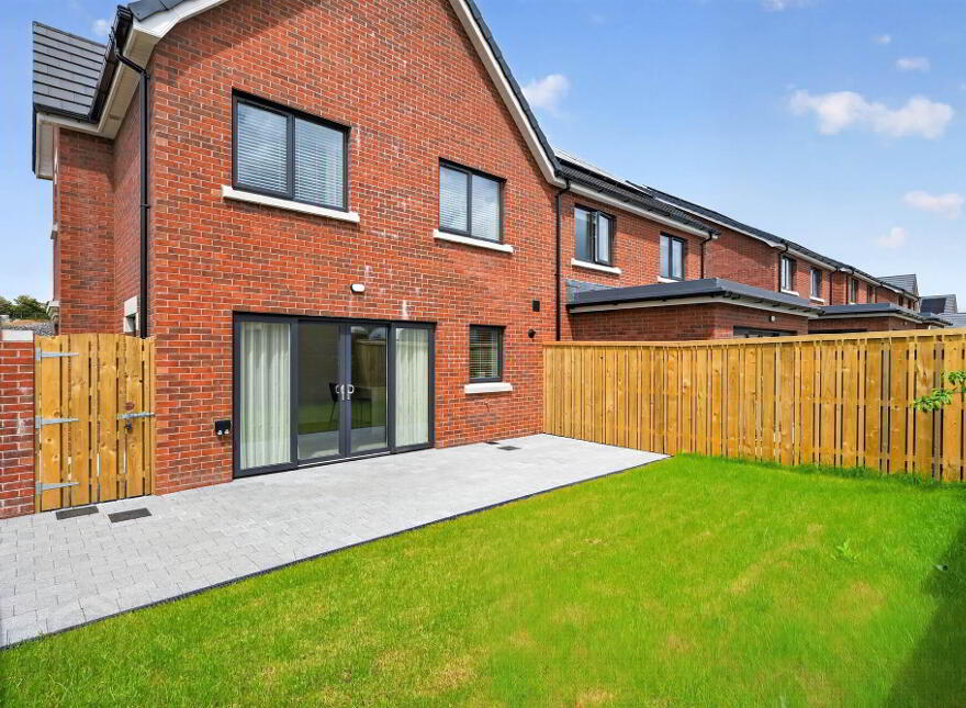 31 Baronsgrange Green, Carryduff, Belfast, BT8 8GJ