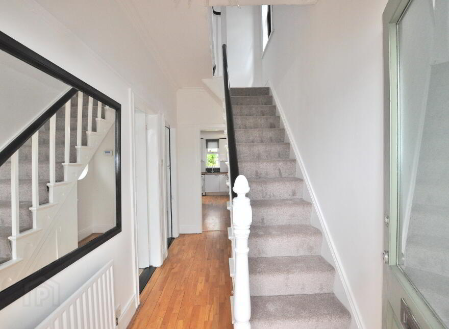 426 Castlereagh Road, Belfast, BT5 5FZ