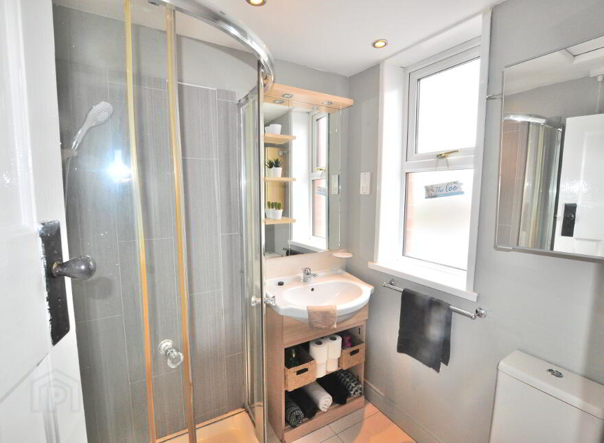 426 Castlereagh Road, Belfast, BT5 5FZ