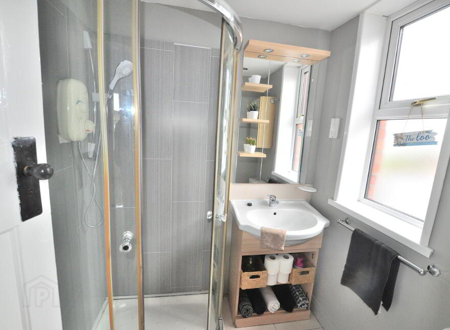 426 Castlereagh Road, Belfast, BT5 5FZ