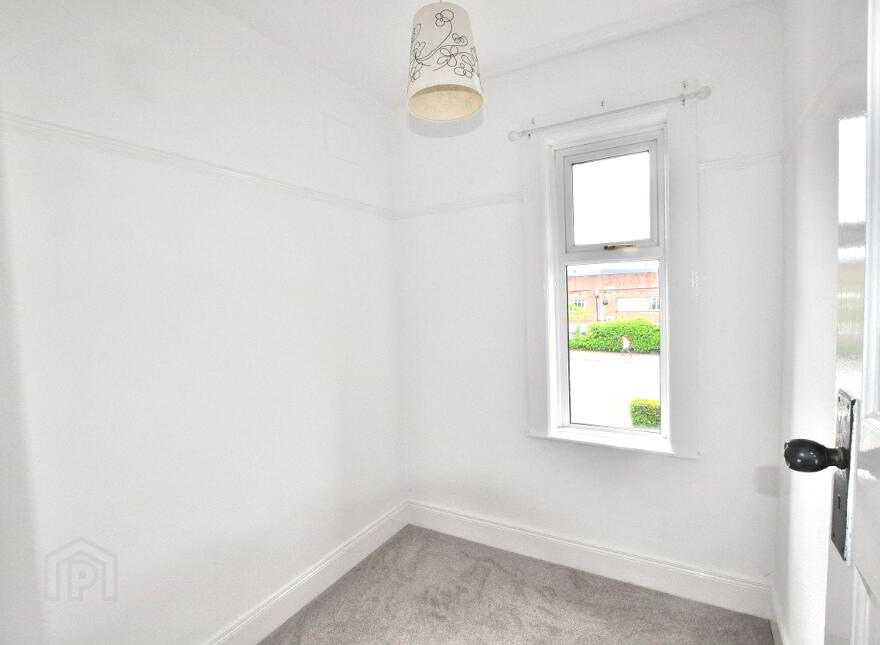 426 Castlereagh Road, Belfast, BT5 5FZ
