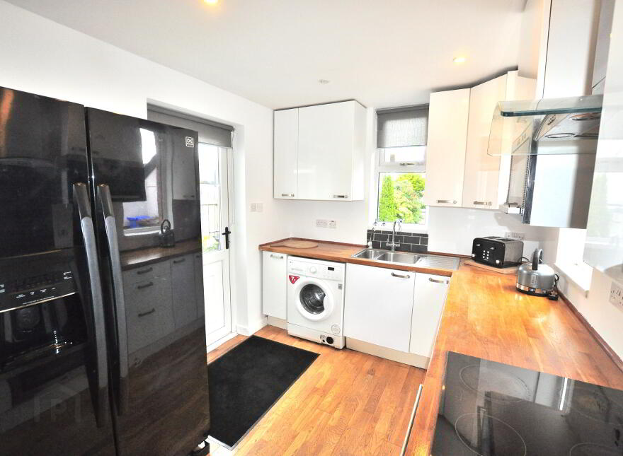 426 Castlereagh Road, Belfast, BT5 5FZ