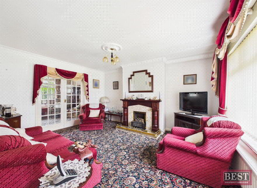 85 Larchmount, Newry, BT35 6TX