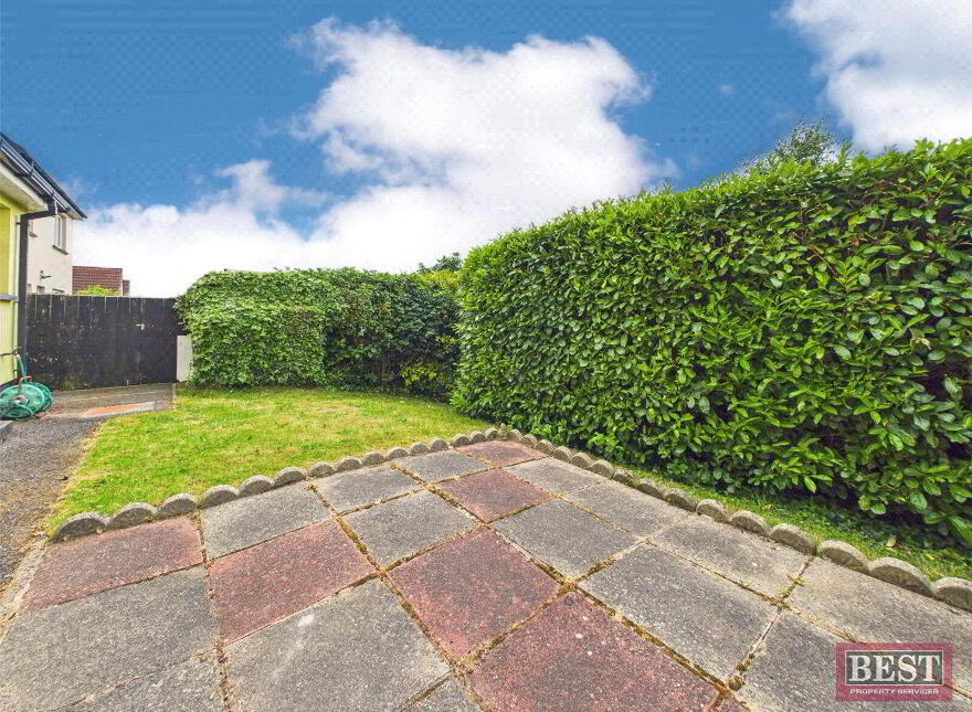85 Larchmount, Newry, BT35 6TX