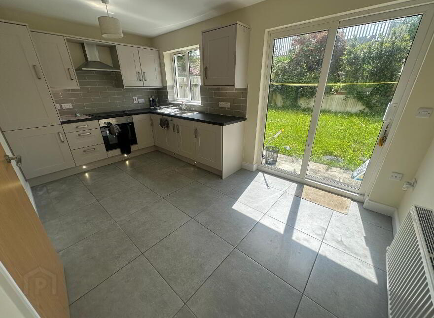 39 Ballyveigh Avenue, Antrim, BT41 2GW
