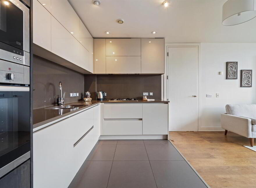 5-49 The Arc, 2E Queen's Road, Belfast, BT3 9FE
