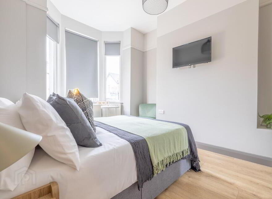 Room 1, 57 Ballygomartin Road, Belfast, BT13 3LB