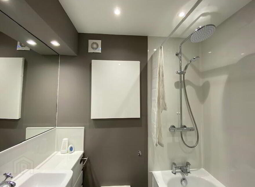 2 Old Tolbooth Wynd, Old Town, Edinburgh, EH8 8EQ