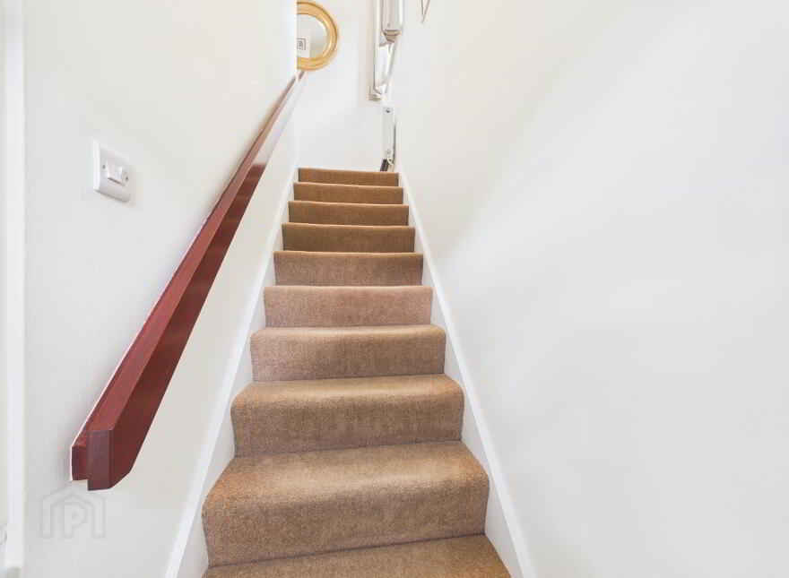 5A Strathearn Court, Holywood, BT18 9NP