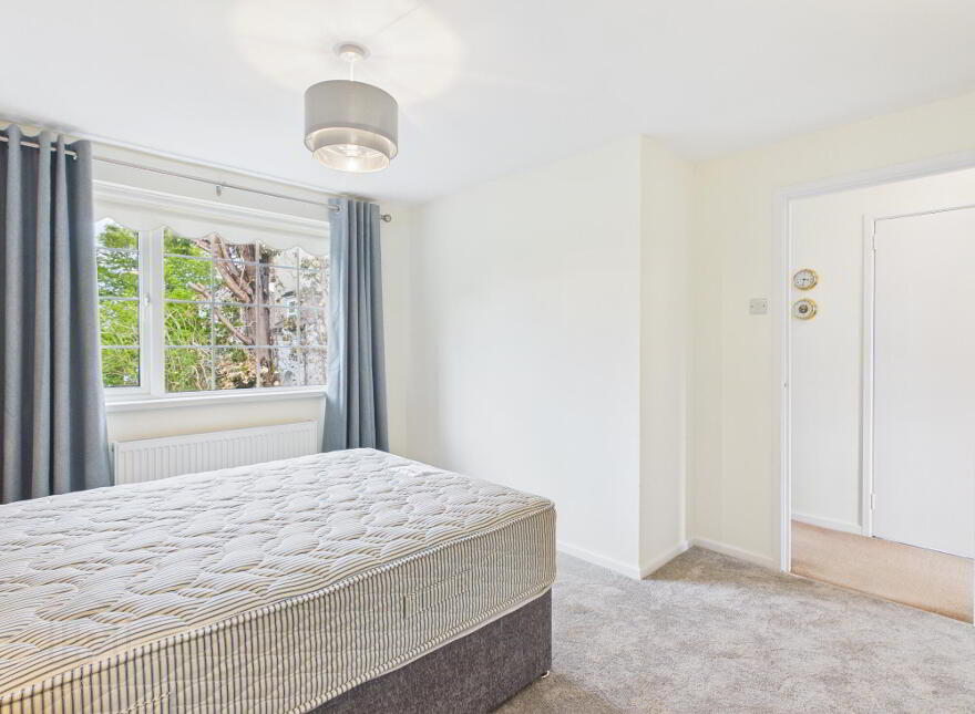 5A Strathearn Court, Holywood, BT18 9NP