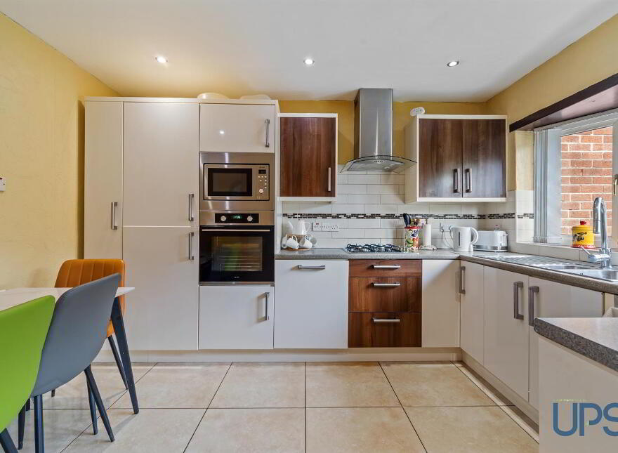 22 Glenveagh Drive, Lenadoon, Belfast, BT11 9HX