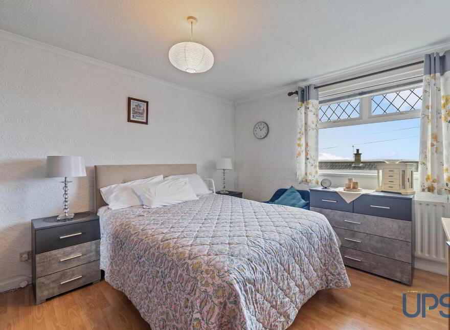 22 Glenveagh Drive, Lenadoon, Belfast, BT11 9HX
