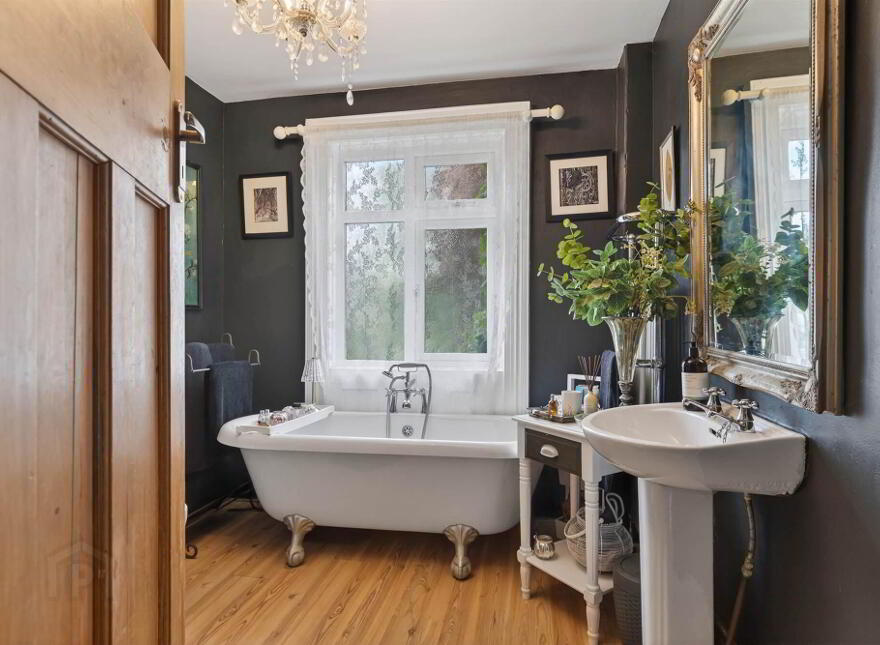 26 Sydenham Avenue, Belmont, Belfast, BT4 2DR