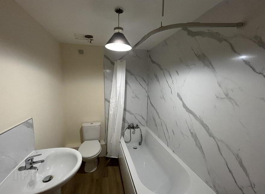 Flat 2, 2 Quay Gate, 19 Station Street, Belfast, BT3 9DA