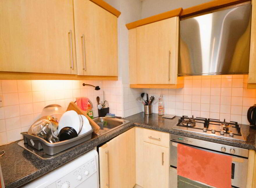 Apt 3, El Greco, St James`s Court, Serpentine Avenue, Dublin, D04AX62