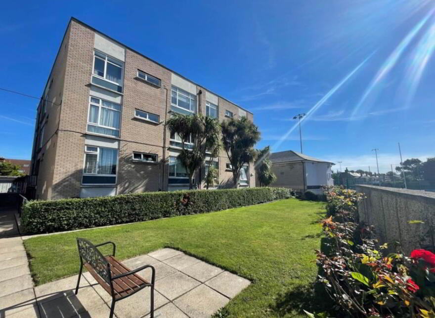 Apt 3, El Greco, St James`s Court, Serpentine Avenue, Dublin, D04AX62