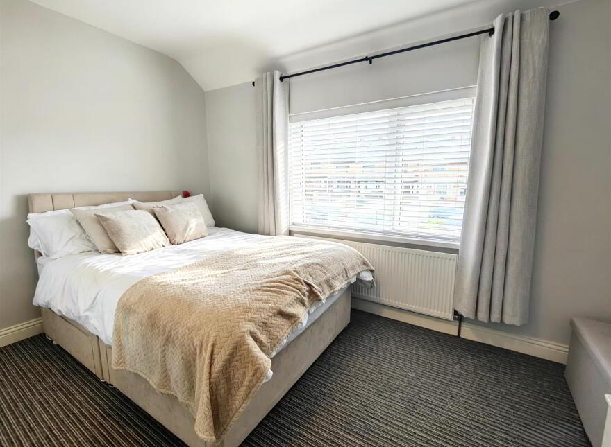 25 Duneden Park, Belfast, BT14 7NE