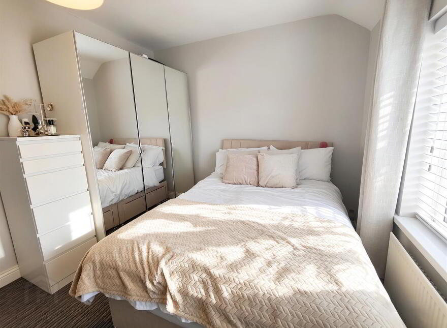 25 Duneden Park, Belfast, BT14 7NE