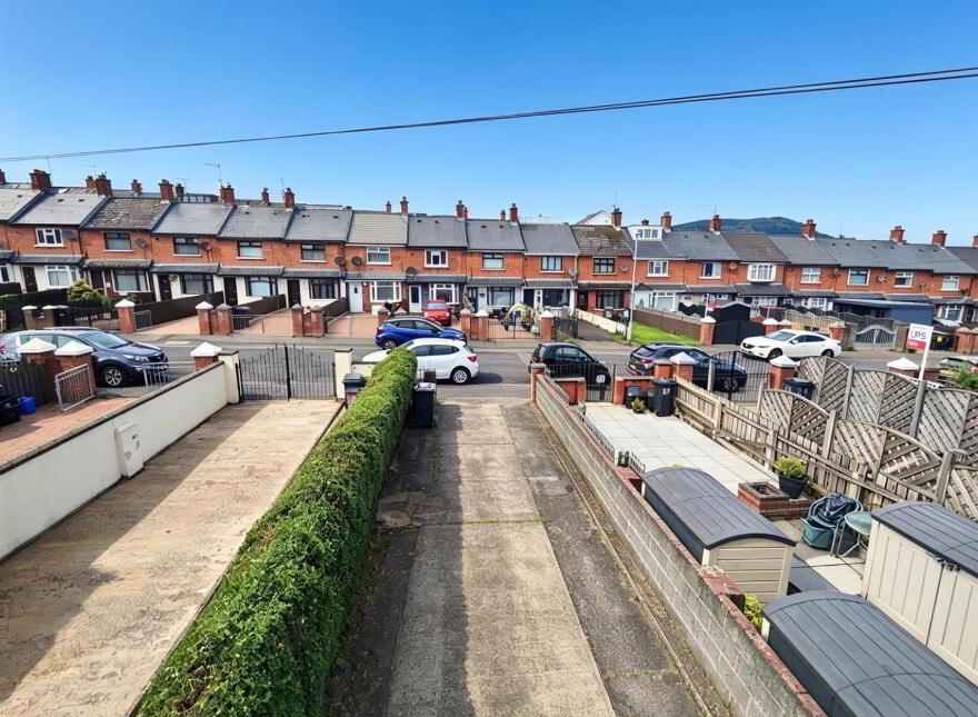 25 Duneden Park, Belfast, BT14 7NE