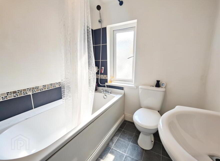 25 Duneden Park, Belfast, BT14 7NE