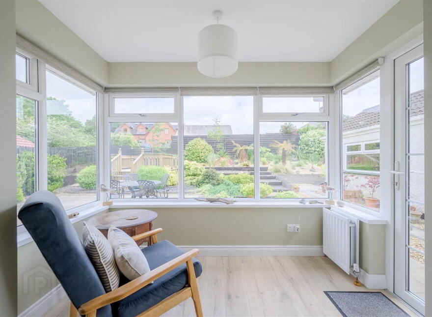 14 Richmond Park, Lisburn, BT28 2DH