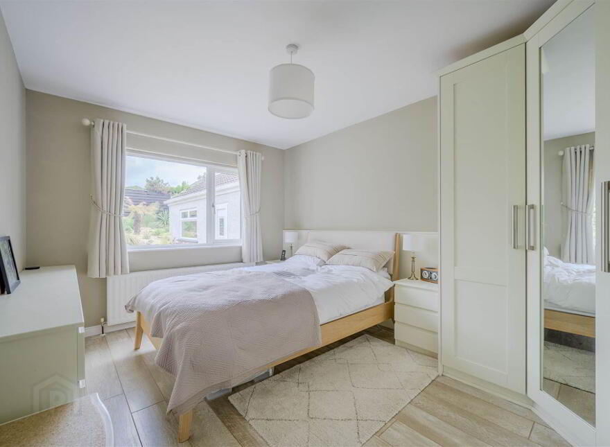 14 Richmond Park, Lisburn, BT28 2DH