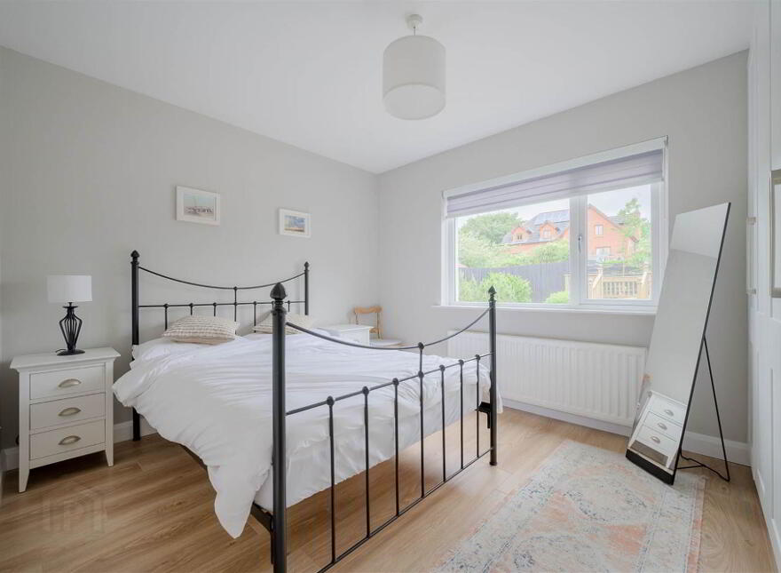 14 Richmond Park, Lisburn, BT28 2DH