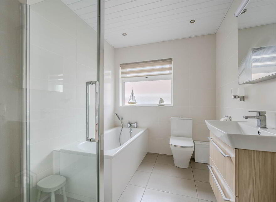 14 Richmond Park, Lisburn, BT28 2DH