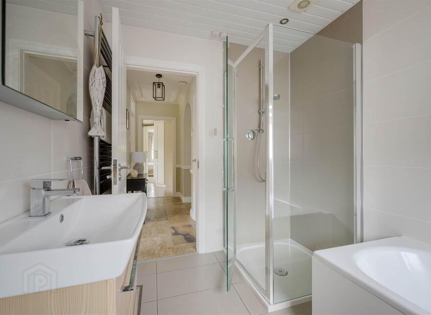 14 Richmond Park, Lisburn, BT28 2DH