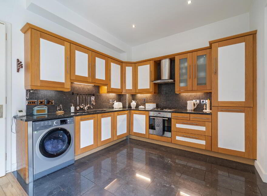 2 Ruby Cottages, Belfast, BT8 8GY