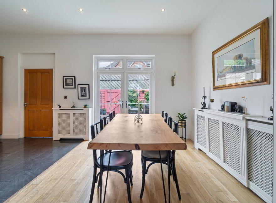 2 Ruby Cottages, Belfast, BT8 8GY