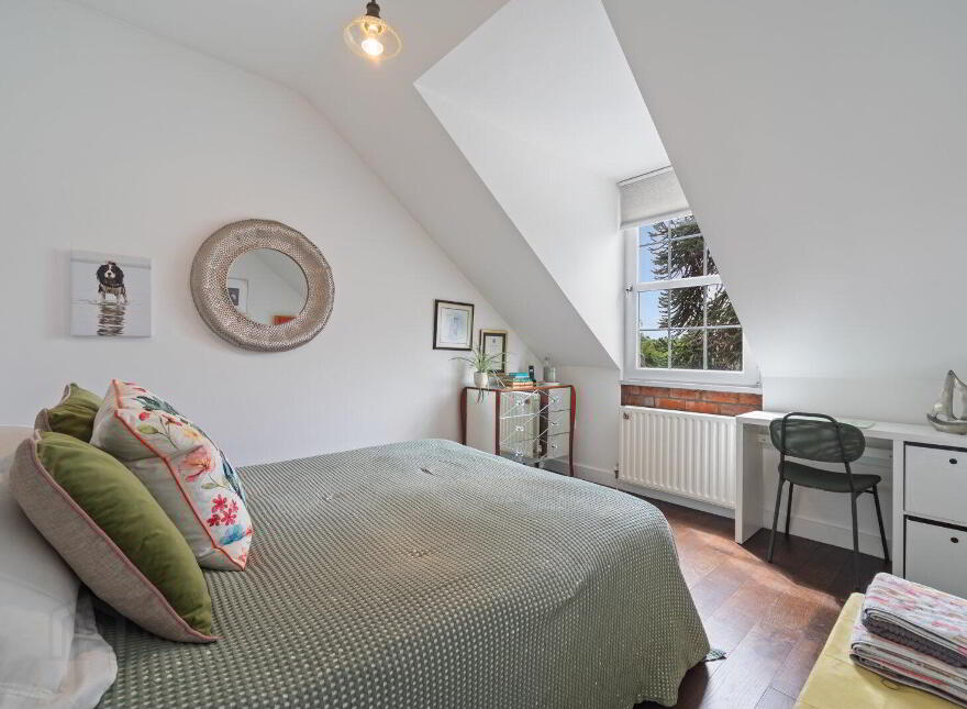2 Ruby Cottages, Belfast, BT8 8GY