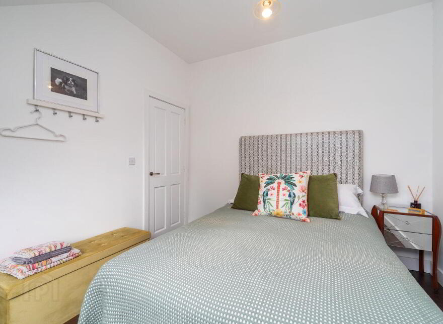 2 Ruby Cottages, Belfast, BT8 8GY