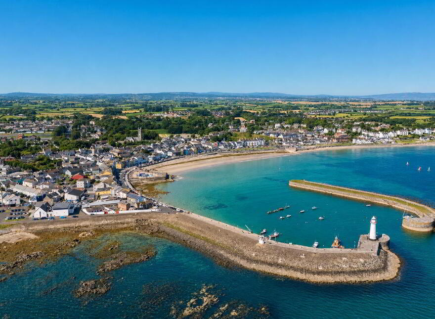 8 Parade, Donaghadee, BT21 0AE