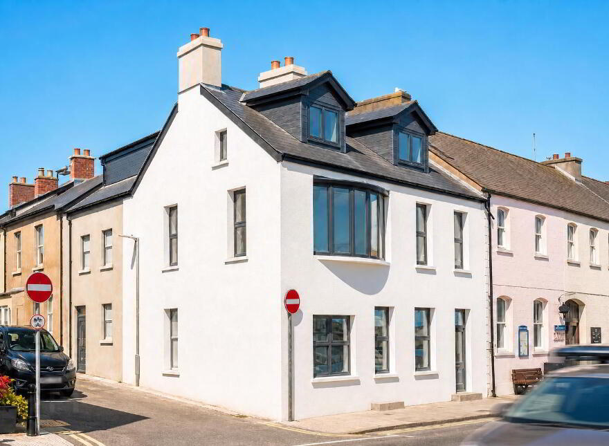 8 Parade, Donaghadee, BT21 0AE