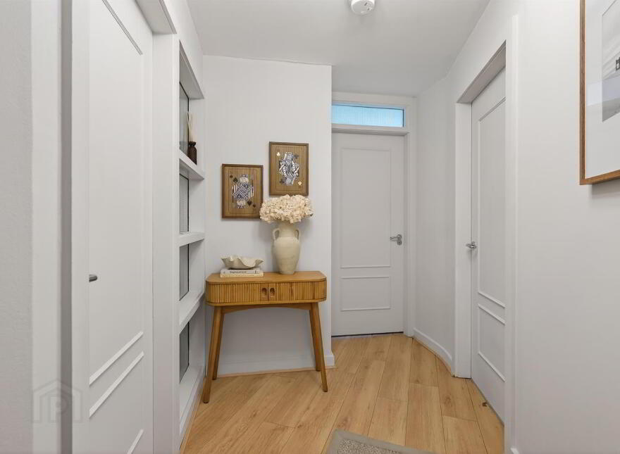 Apt 17 Park Royal, 841a Lisburn Road, Belfast, BT9 7GY