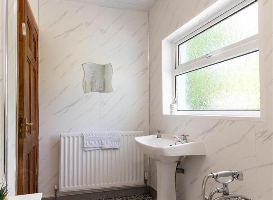 26 Bucks Head Road, Downpatrick, BT30 8JB