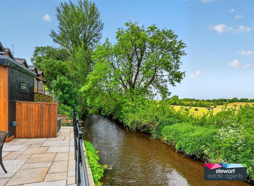 2 Coolsallagh Cottages, Blackskull Road, Dromore, BT25 1GZ