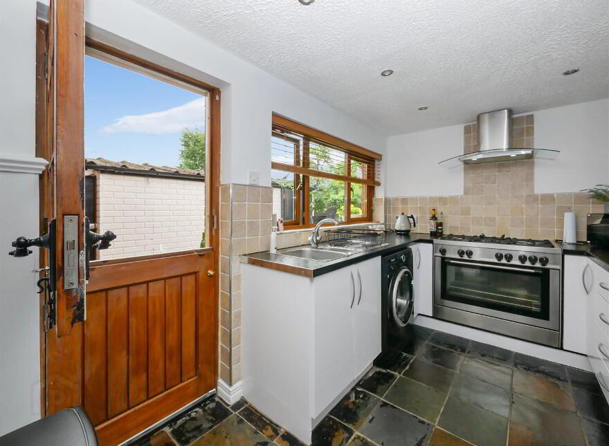 27 Loopland Crescent, Cregagh Road, Belfast, BT6 9EE