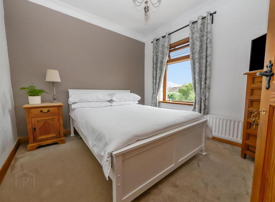 27 Loopland Crescent, Cregagh Road, Belfast, BT6 9EE