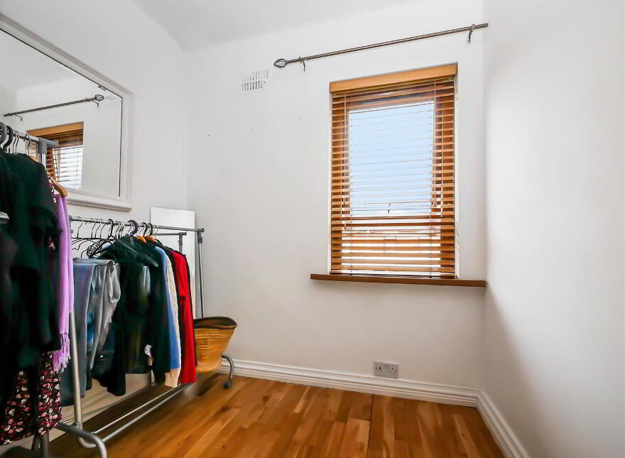 27 Loopland Crescent, Cregagh Road, Belfast, BT6 9EE