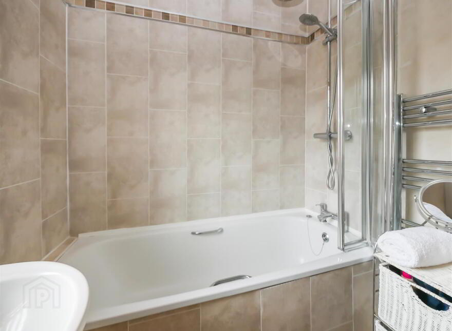27 Loopland Crescent, Cregagh Road, Belfast, BT6 9EE