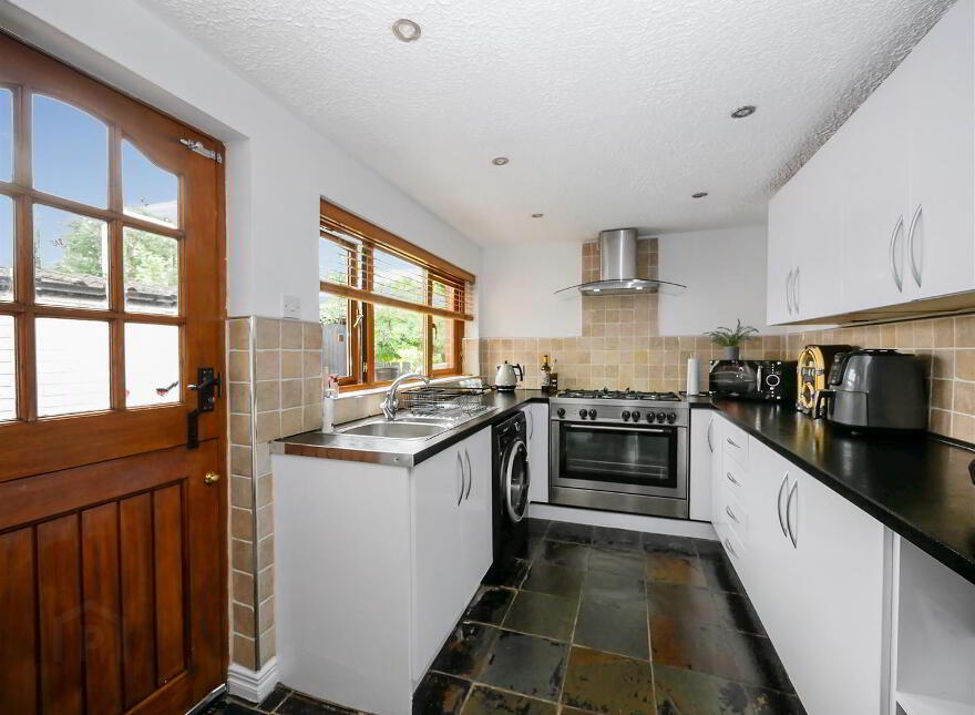 27 Loopland Crescent, Cregagh Road, Belfast, BT6 9EE
