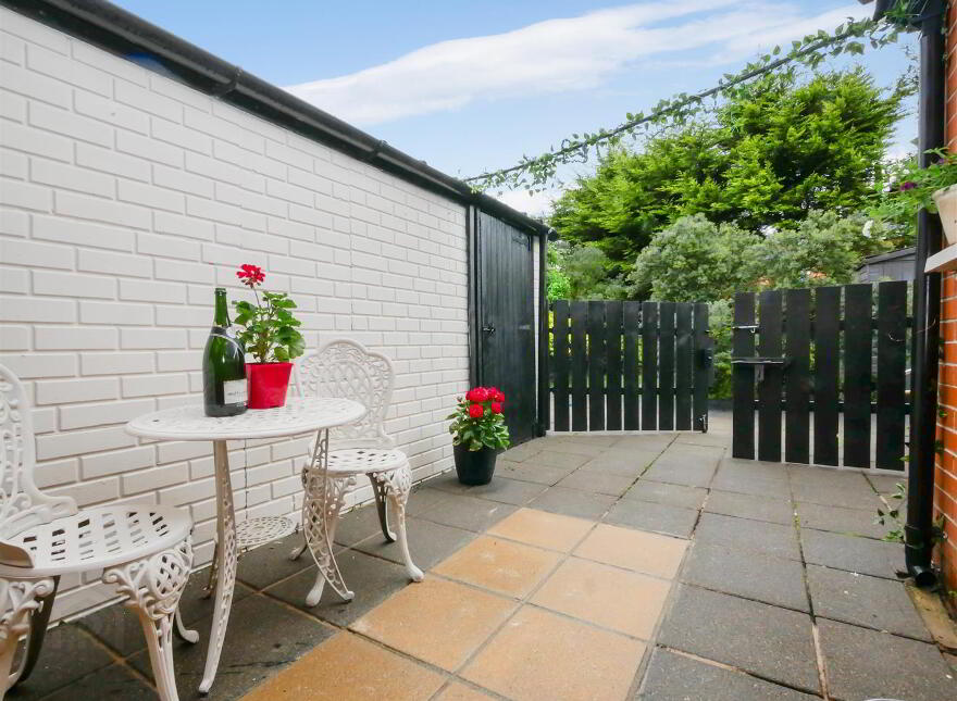 27 Loopland Crescent, Cregagh Road, Belfast, BT6 9EE