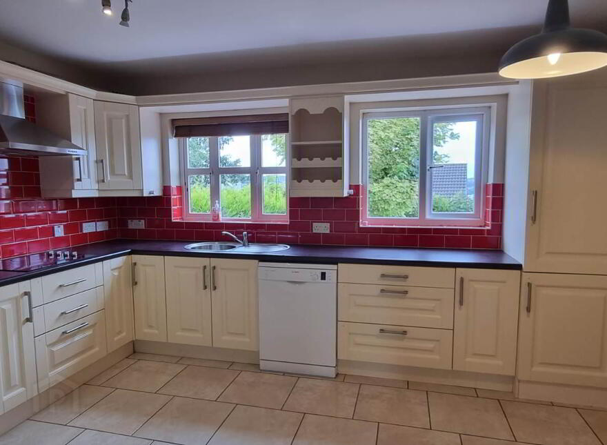 20 Hillview Grove, Letterkenny, F92D8C3